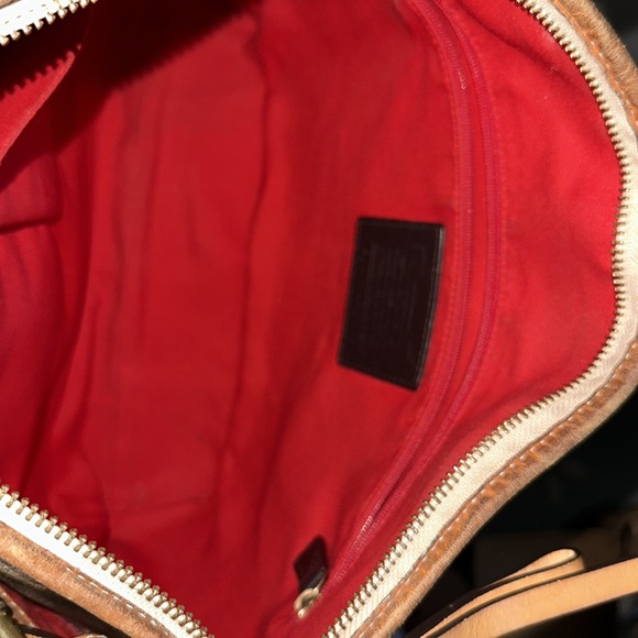 COACH Peyton Signature Clover Hobo/Crossbody bag - Picture 14 of 15